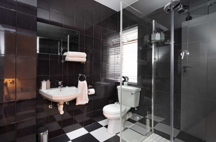 To Let 1 Bedroom Property for Rent in Camps Bay Western Cape